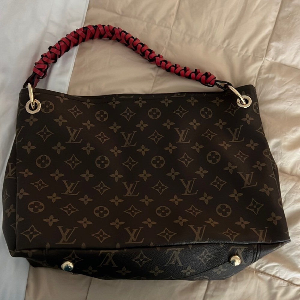 Handbag